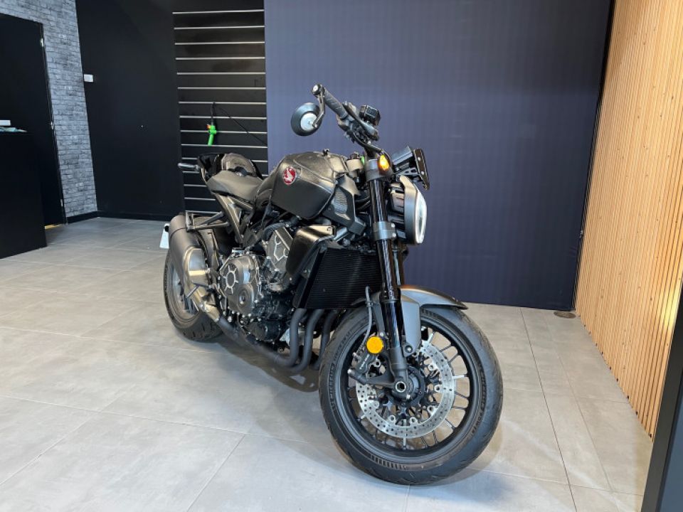 HONDA CB1000R Black Edition 4