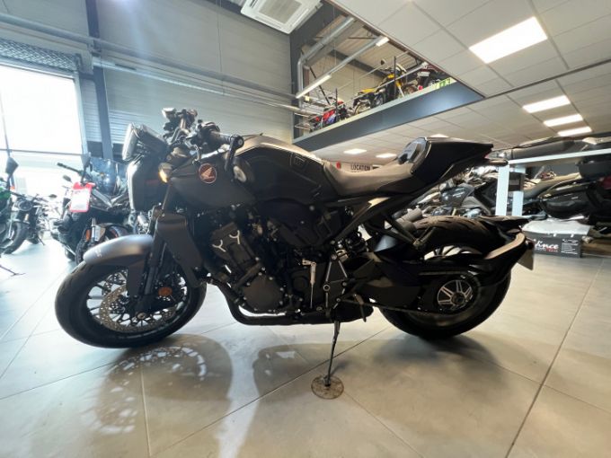 HONDA CB1000R Black Edition 4