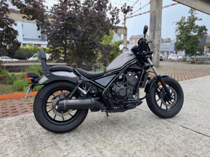 HONDA CMX 500 REBEL 4