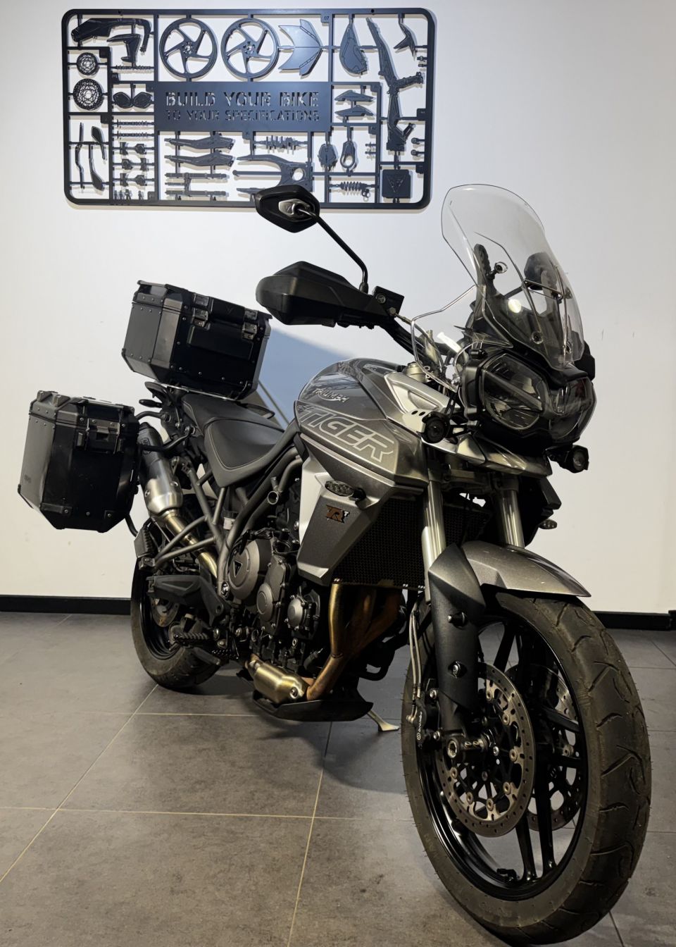 TRIUMPH TIGER 800 XRT 4