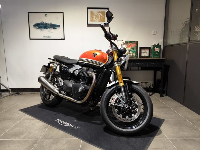 TRIUMPH SPEED TWIN 1200 4