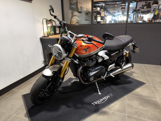 TRIUMPH SPEED TWIN 1200 4