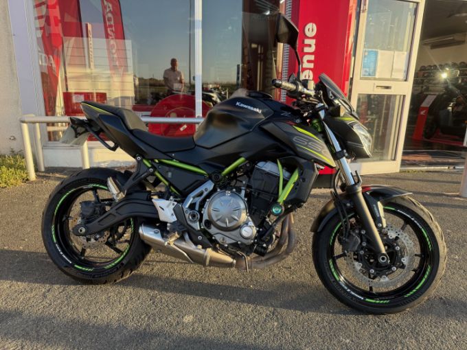 KAWASAKI Z650 ABS 4
