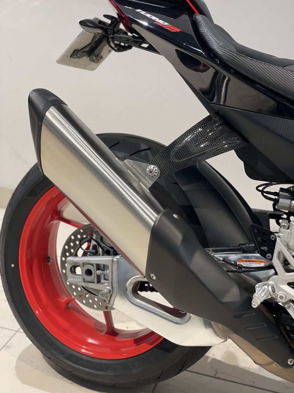 APRILIA TUONO 1100 V4 FACTORY 4