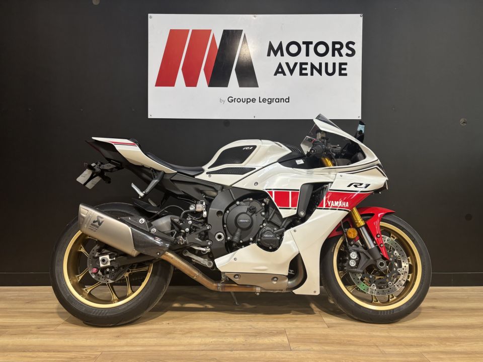 YAMAHA YZF 1000 R1 60TH 4