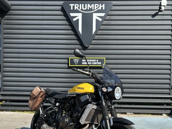 YAMAHA XSR 700 4