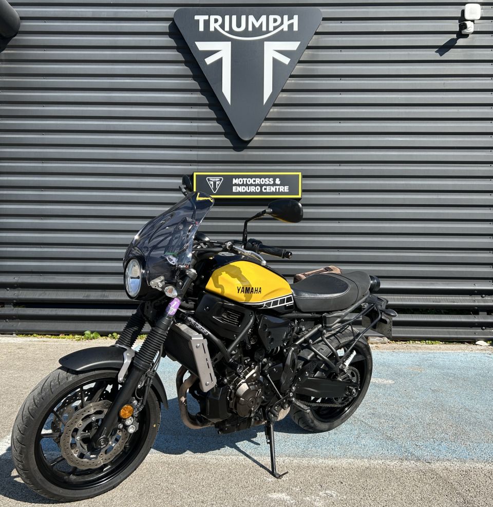 YAMAHA XSR 700 4