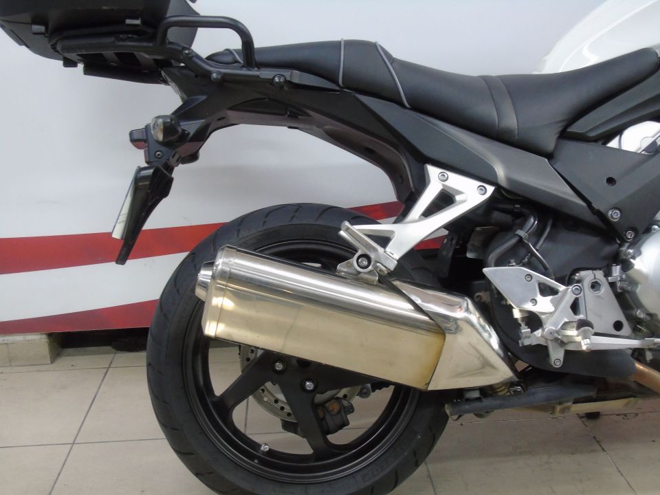 HONDA VFR 800 X  CROSSRUNNER 4