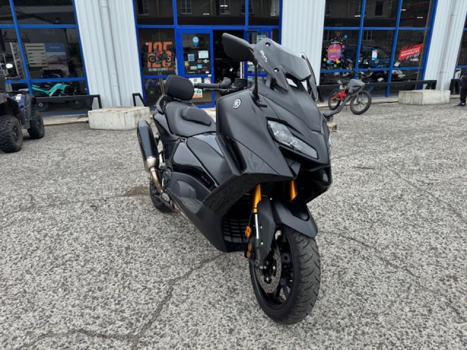 YAMAHA XP T-MAX 560 TECH MAX 4
