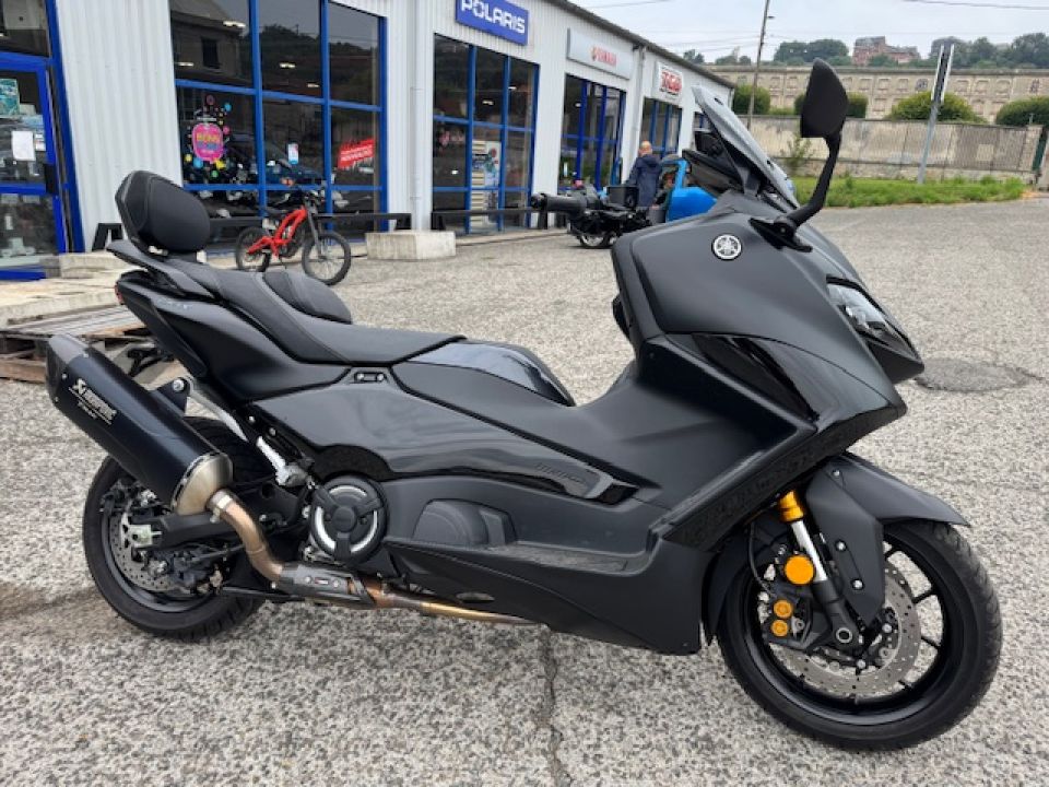 YAMAHA XP T-MAX 560 TECH MAX 4