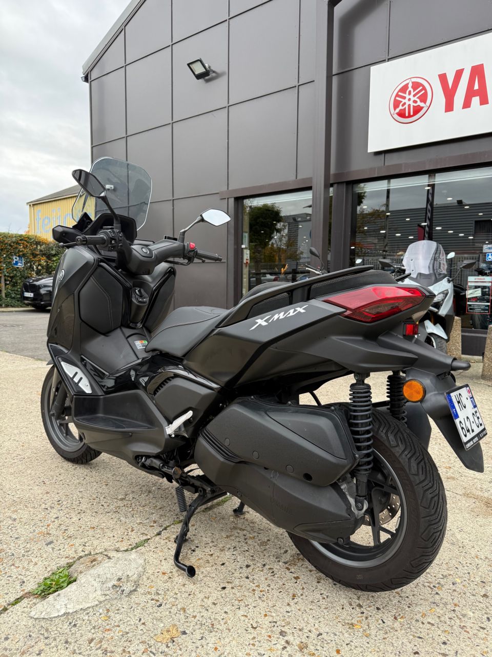 YAMAHA XMAX 300 Tech Max 4