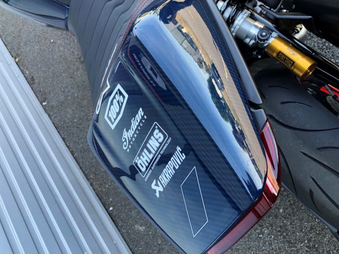 INDIAN FTR 1200 R CARBON 4