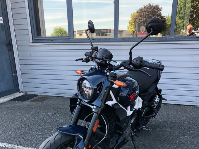 INDIAN FTR 1200 R CARBON 4