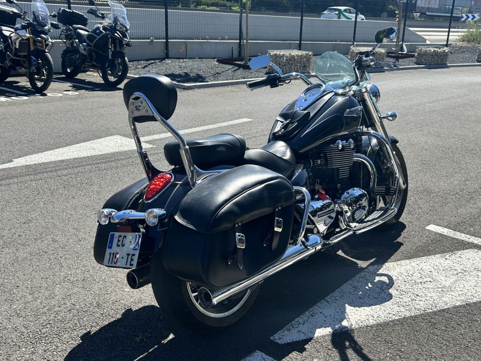 TRIUMPH Thunderbird 1700 Commander 4