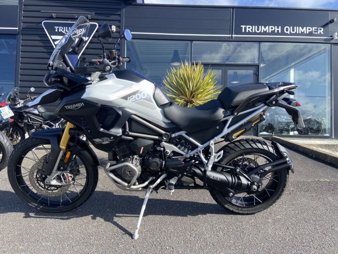 TRIUMPH TIGER 1200 RALLY PRO 4