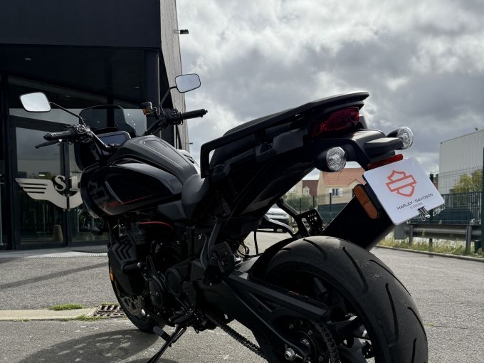 HARLEY-DAVIDSON ADVENTURE PAN AMERICA 1250 ST 4