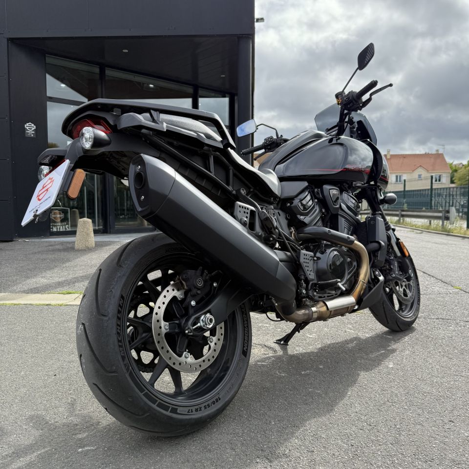 HARLEY-DAVIDSON ADVENTURE PAN AMERICA 1250 ST 4