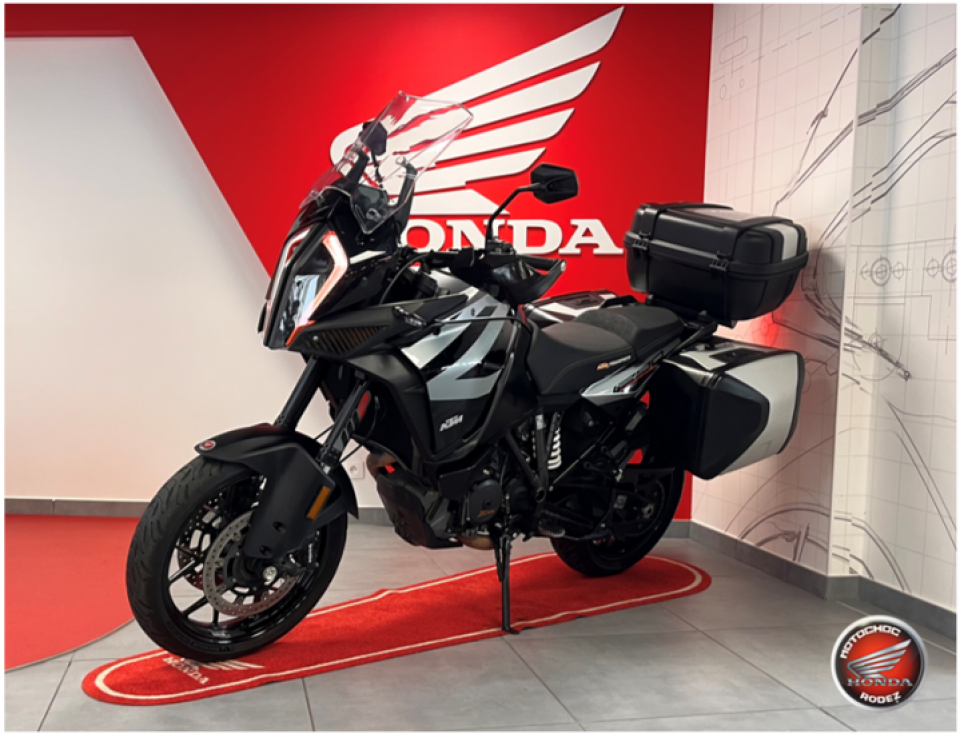 KTM 1290 SUPER ADVENTURE S 4