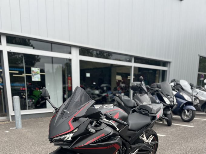 HONDA CBR 500 R 4