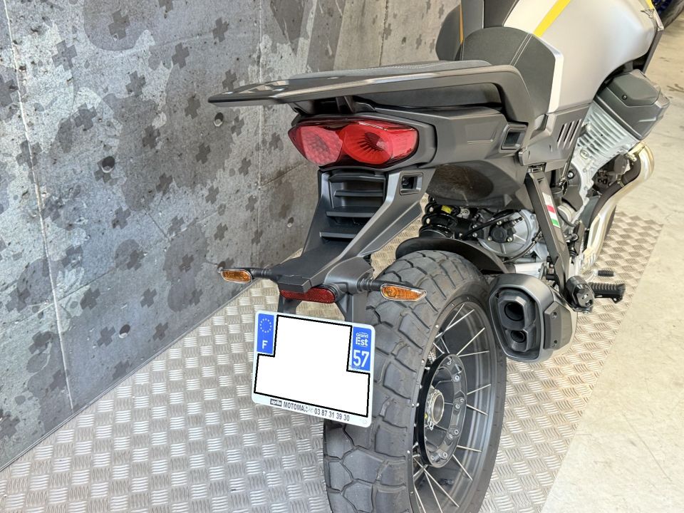 MOTO GUZZI STELVIO 4