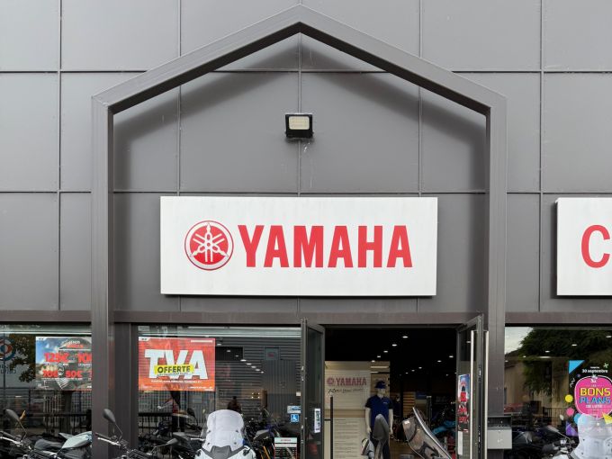 YAMAHA TRACER 9 GT+ 4