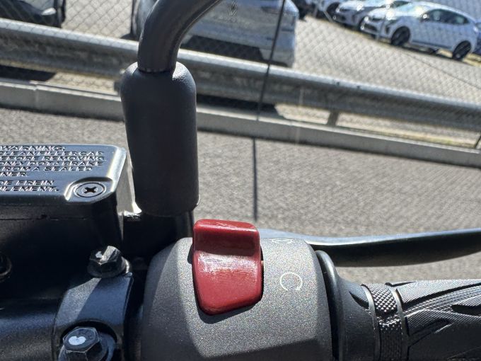 SUZUKI gsx-s 125 4