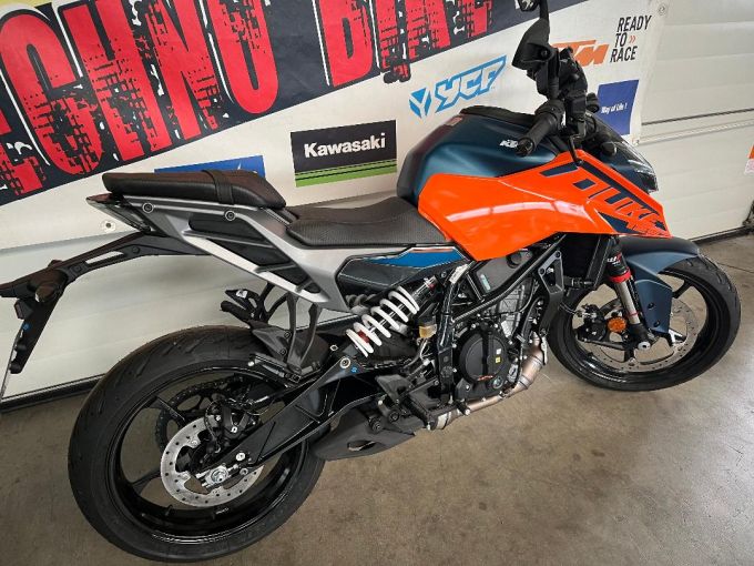 KTM 390 DUKE ABS 4