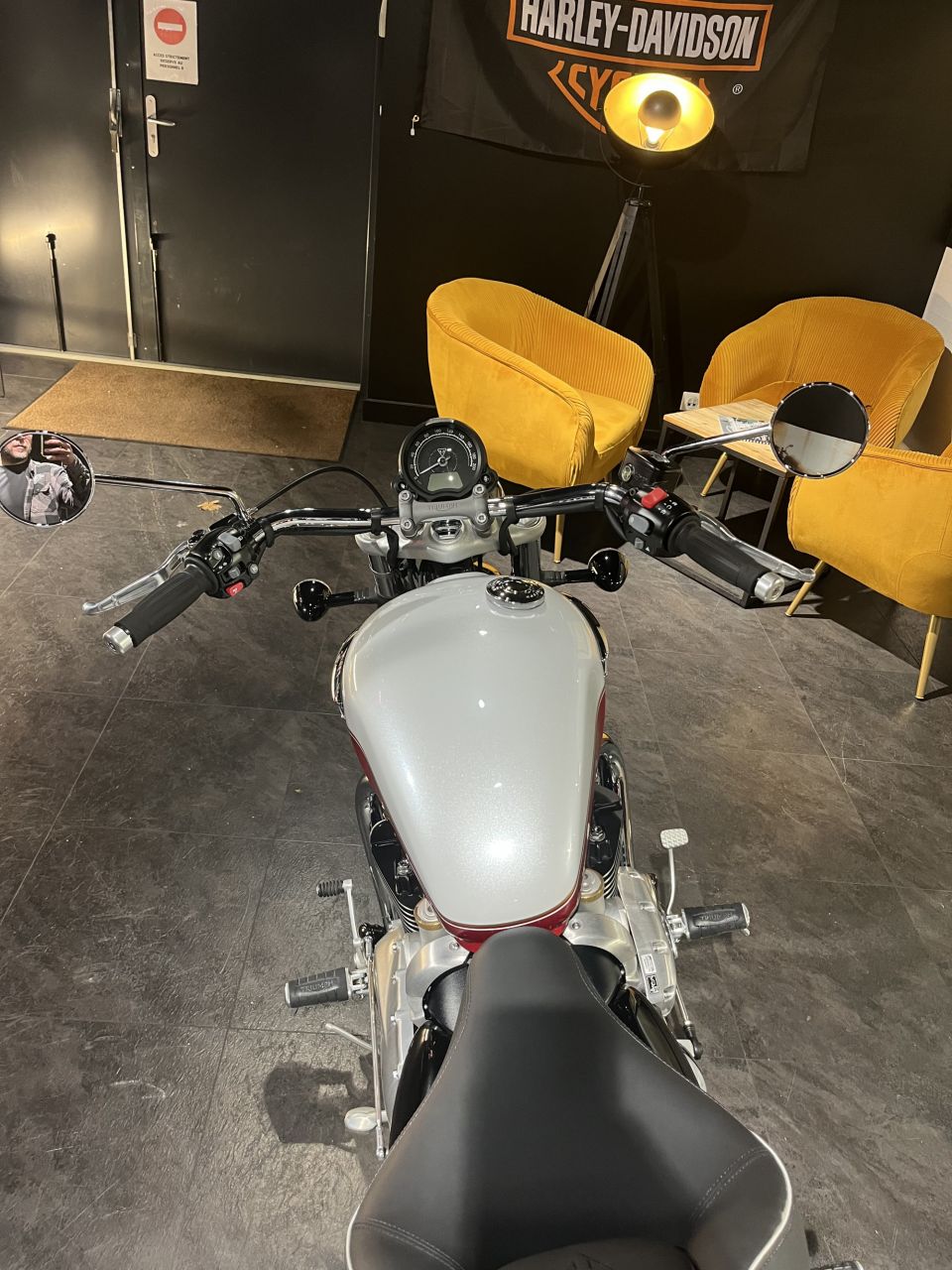 TRIUMPH SPEEDMASTER 1200 4