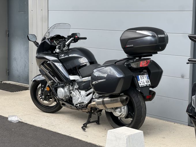 YAMAHA FJR 1300 AE 4