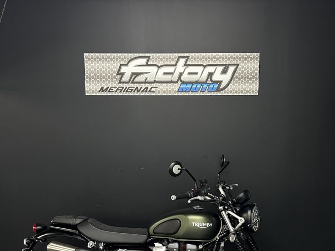 TRIUMPH STREET SCRAMBLER  900 4