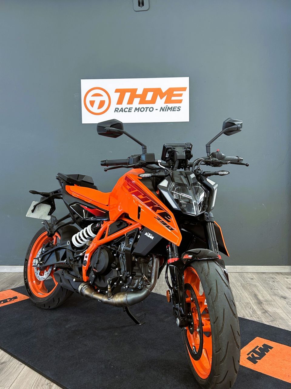 KTM 390 DUKE 4