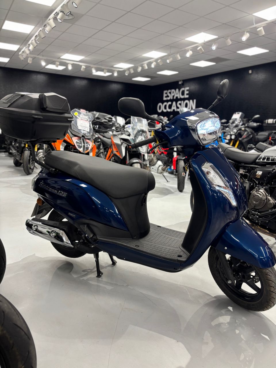 SUZUKI ADDRESS 125 4