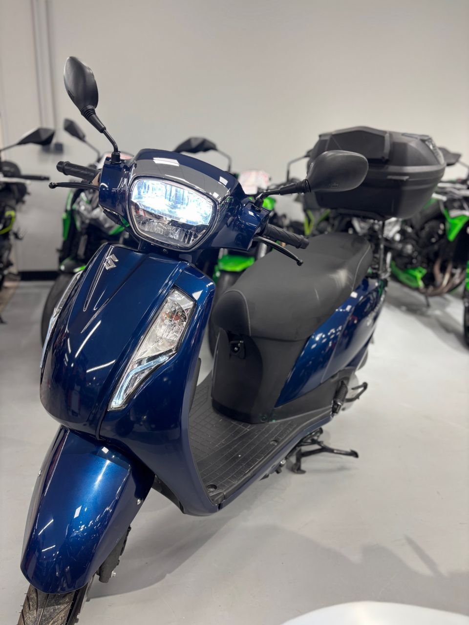 SUZUKI ADDRESS 125 4