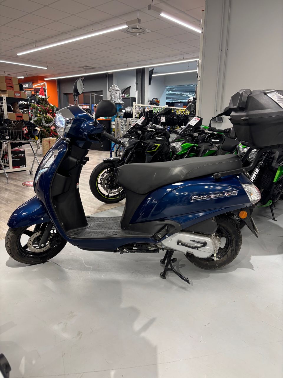 SUZUKI ADDRESS 125 4