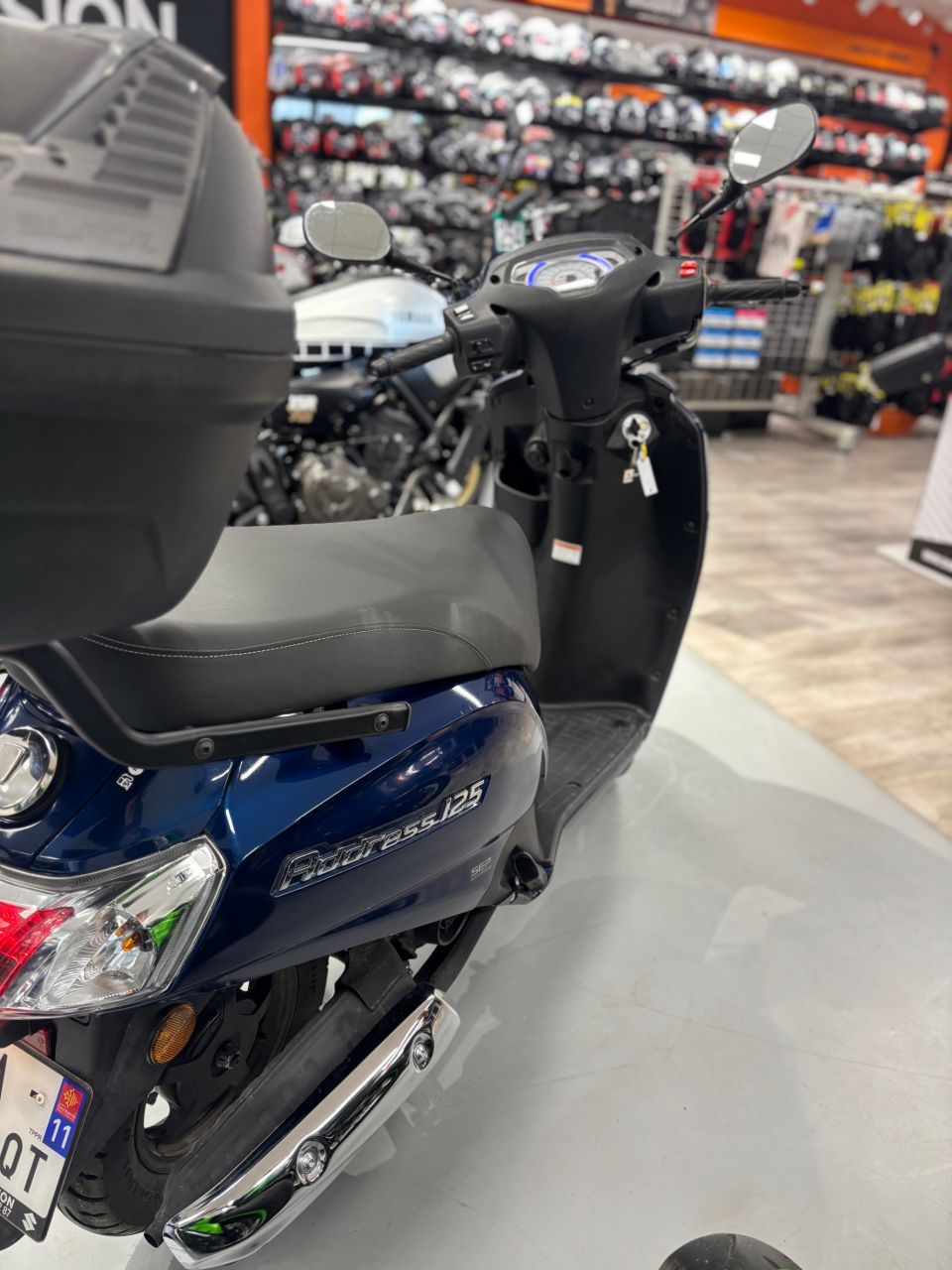 SUZUKI ADDRESS 125 4