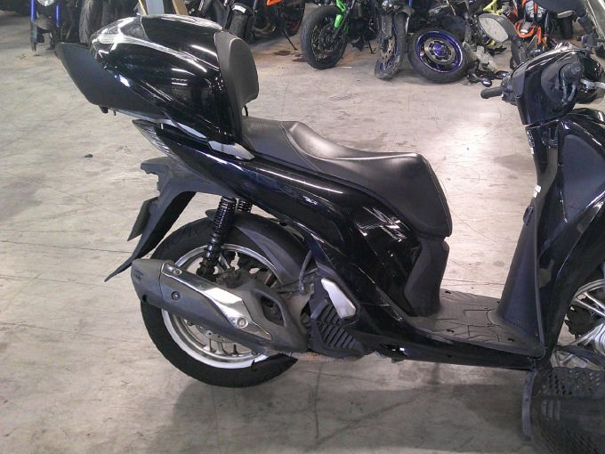 HONDA SH 125 4