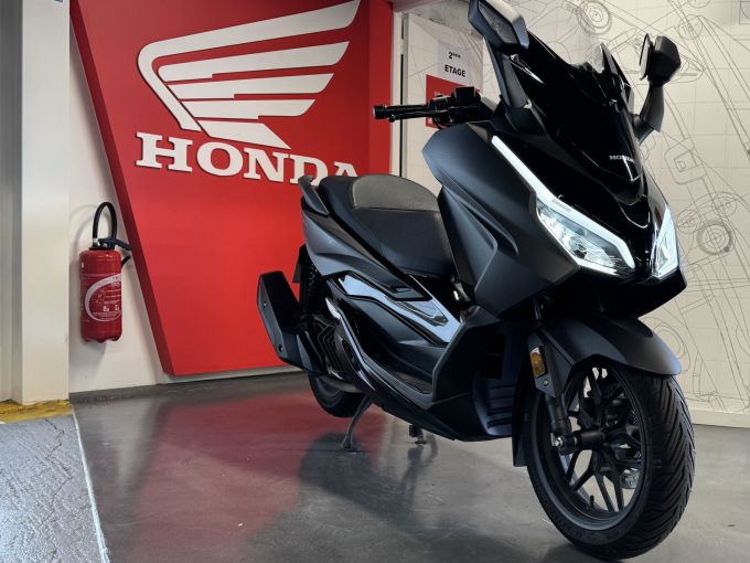 HONDA NSS FORZA  125AD 4