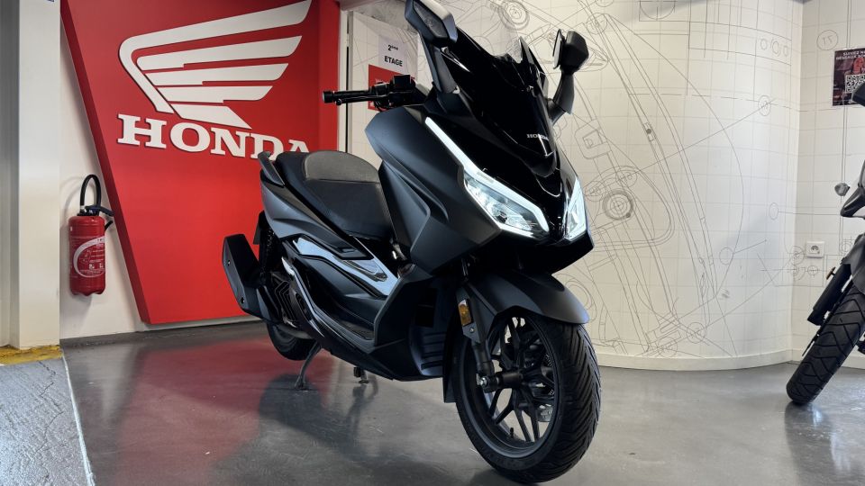 HONDA NSS FORZA  125AD 4