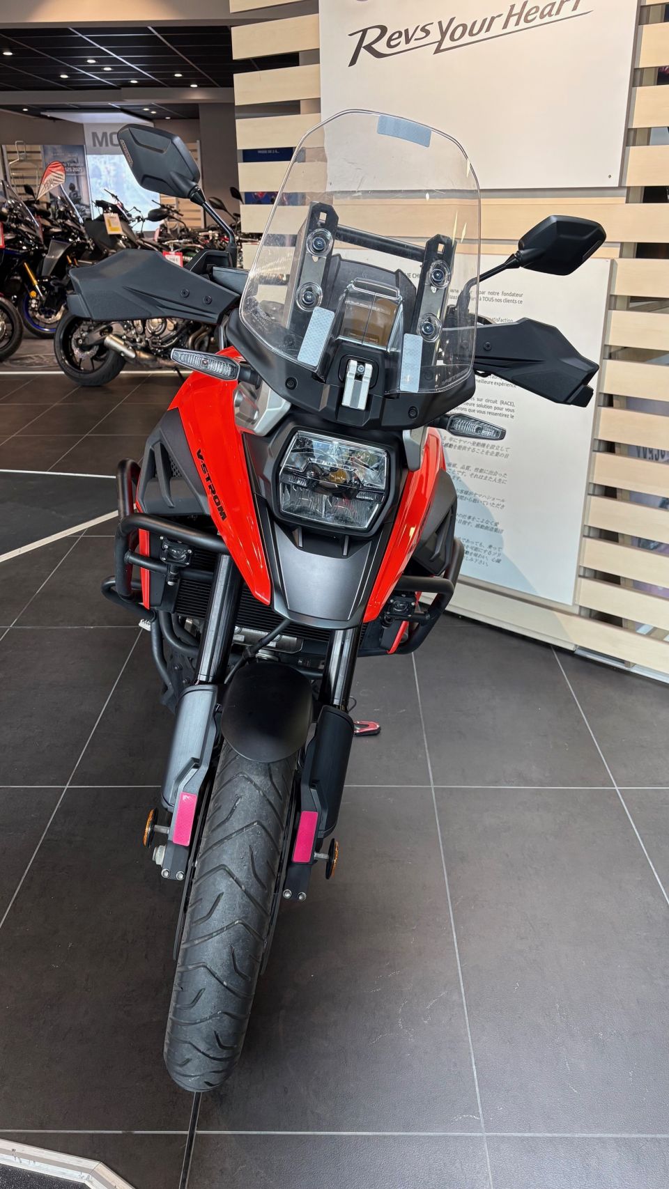 SUZUKI DL V-STROM 1050 4