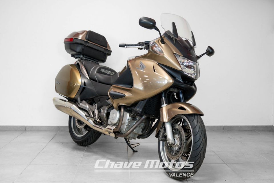 HONDA DEAUVILLE 700 4