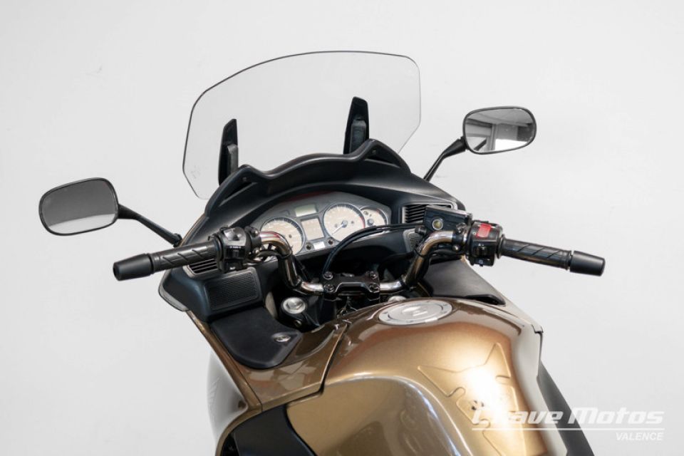 HONDA DEAUVILLE 700 4