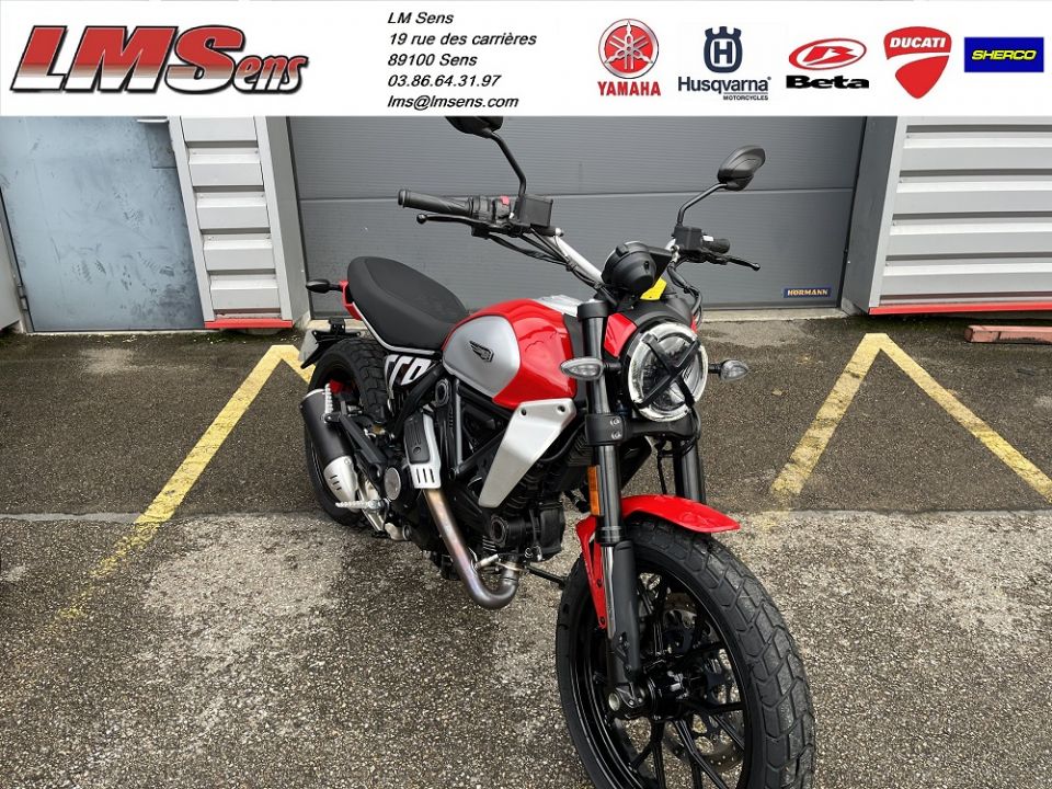 DUCATI SCRAMBLER 4