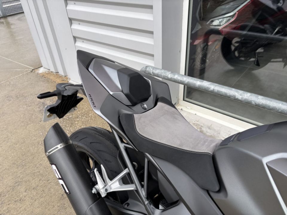 HONDA CB 1000 Hornet 4