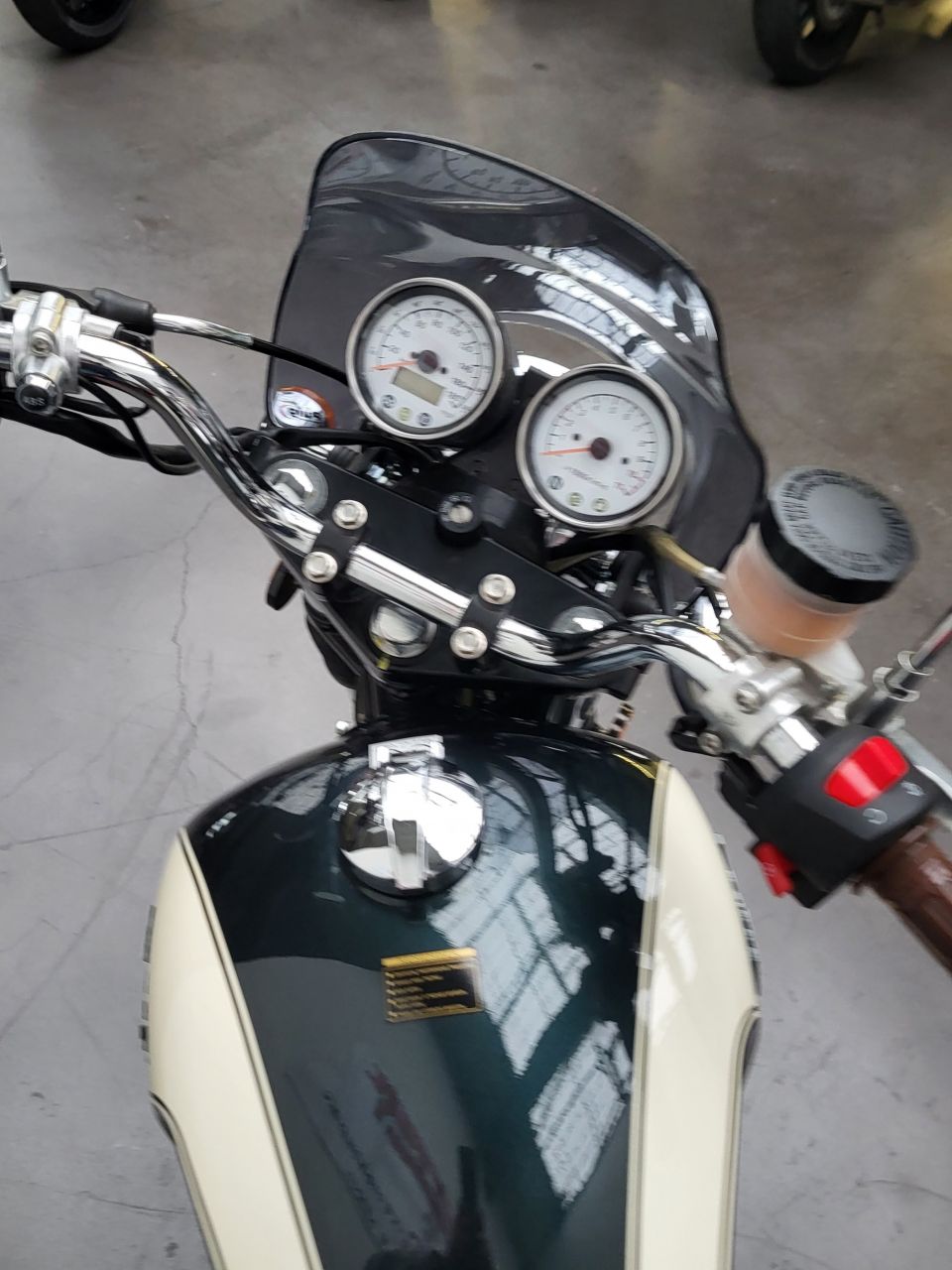 MASH 650 SIX HUNDRED 4