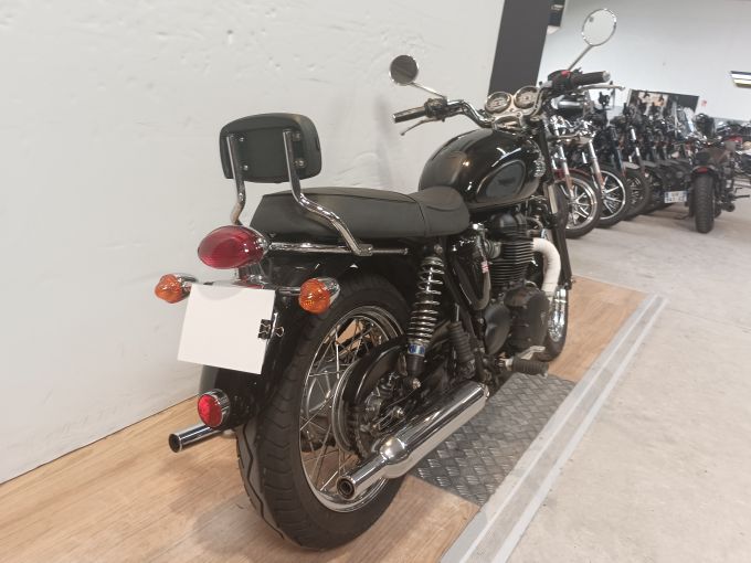 TRIUMPH Bonneville T100 4