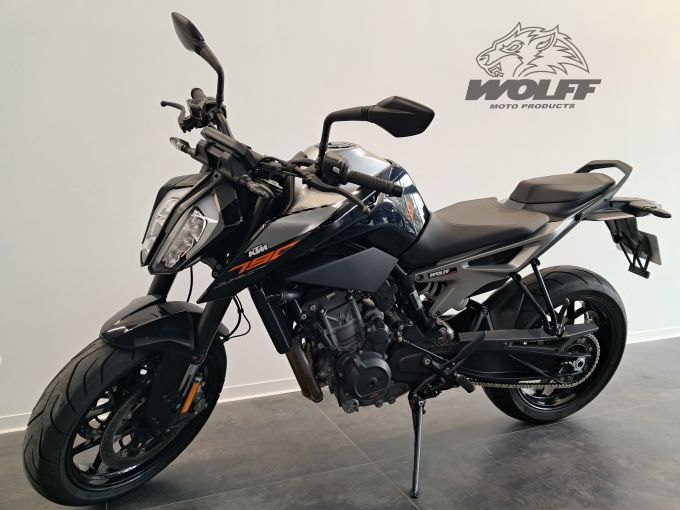 KTM 790 DUKE 4