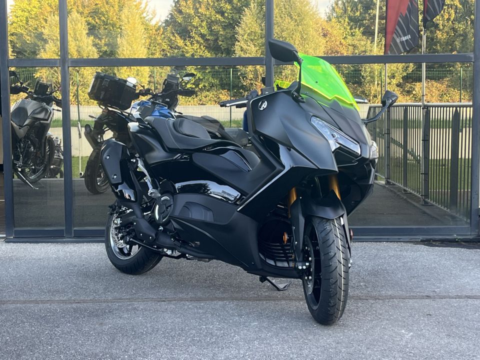 YAMAHA XP T-MAX 560 TECH MAX 4