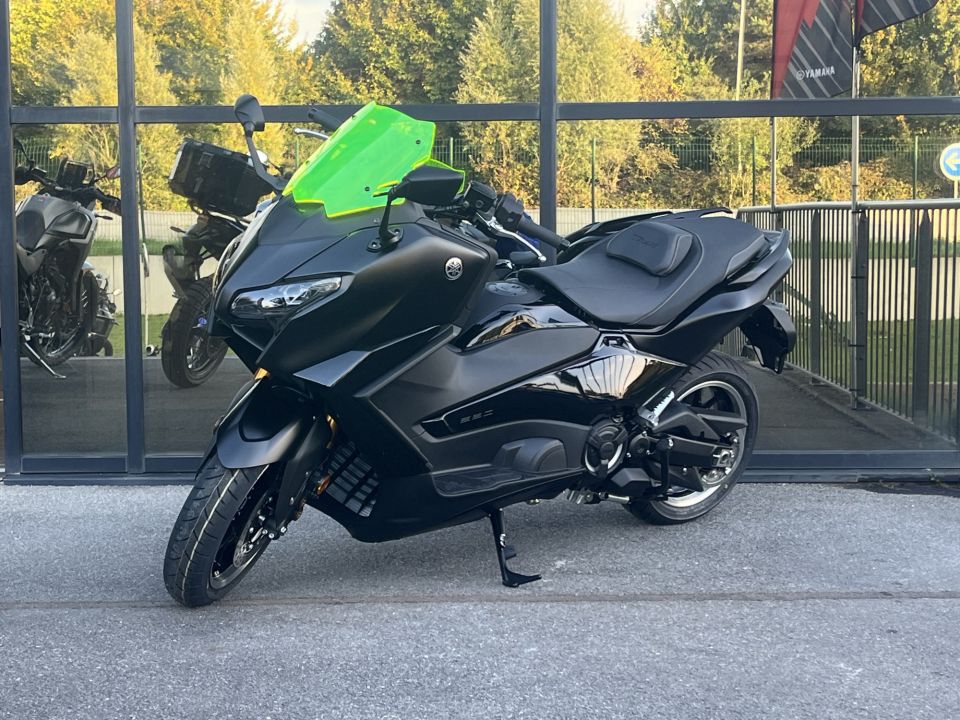 YAMAHA XP T-MAX 560 TECH MAX 4