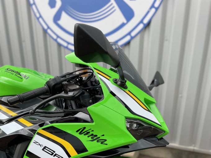 KAWASAKI ZX-6R 636 4