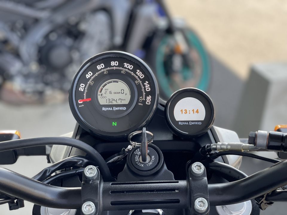 ROYAL ENFIELD SCRAM 411 4